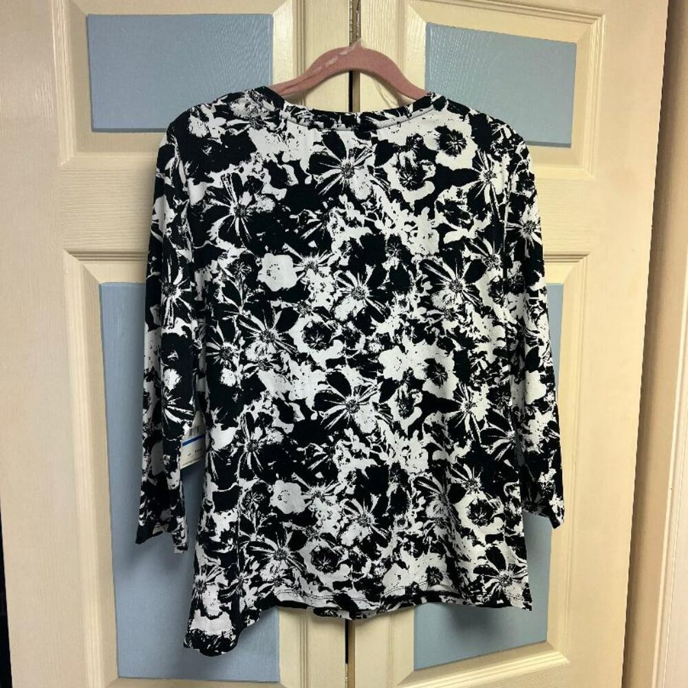 Women's Rafaella Top - Picture 2 of 3